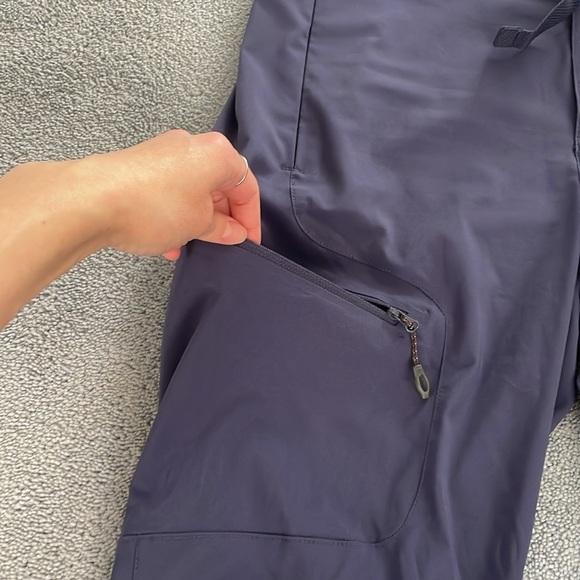 Columbia Titanium Men’s Omni-Shield Hiking Pants 16/48 Navy Lightweight Travel - Picture 4 of 14